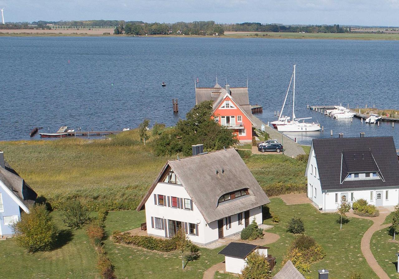 Ferienhaus Boddenblick Und Kranich Vieregge Esterno foto